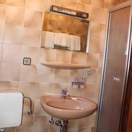 Berggasthof Hoherodskopf فندق