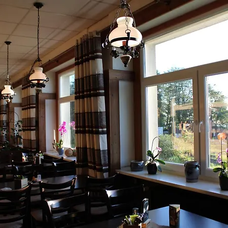 Berggasthof Hoherodskopf شوتن