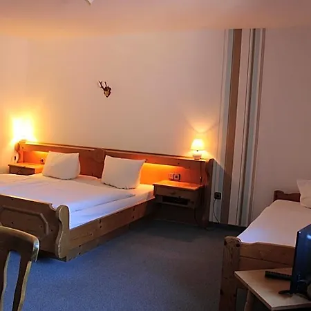 Berggasthof Hoherodskopf Hotel *