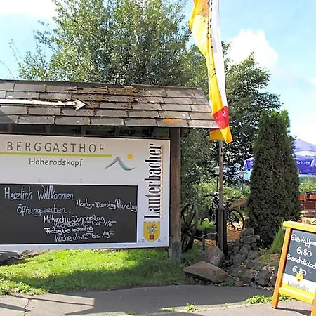 Berggasthof Hoherodskopf * Schotten